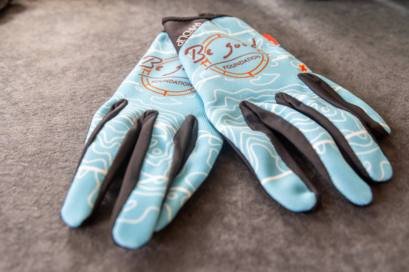 Be Good Gloves by HandUp